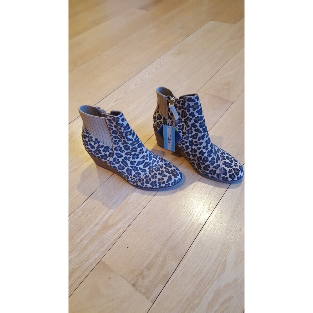 Tom’s‎ Women’s Sadie Tan Leopard Suede Side Zip  Size 7.5 NWT